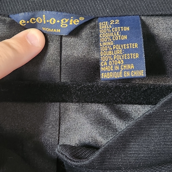 Black cropped jacket - Picture 2 of 2